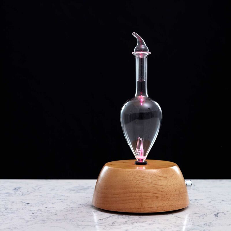 Elegance Nebulizing Diffuser Light-Wood Black Background Elegance Nebulizing Diffuser Light-Wood Black Background