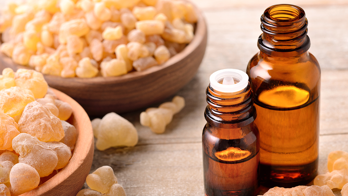 Frankincense essential oil for bone spurs