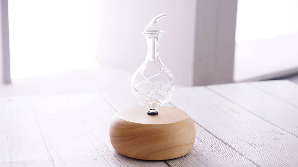 nebulizing diffuser for safe essential oil application